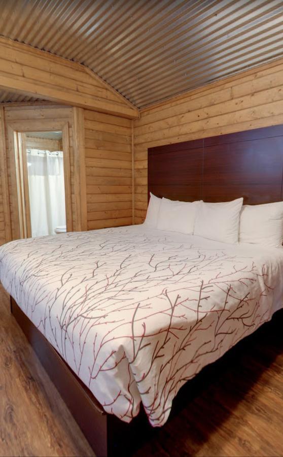 Paradise Rv & Cabins Resort วินตัน ภายนอก รูปภาพ